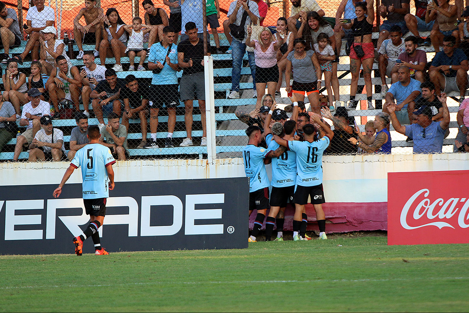 DESDE EL CÉSPED  ⚽ UAI Urquiza 2-0 Deportivo Merlo 