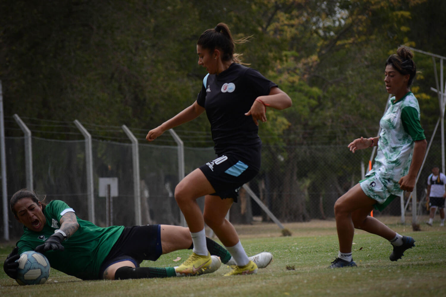 UAI Urquiza no tuvo piedad ante Comunicaciones - Fémina Fútbol